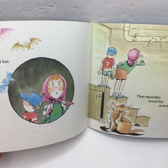 Lot 4 Kids Books Quest Camelot 3 Billy-Goats Gruff Haunted House Christmas Carol - Picture 7 of 14